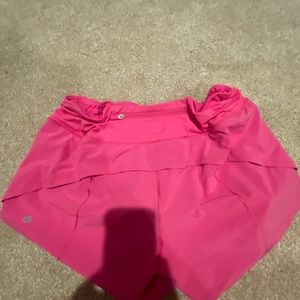 Lululemon Hot Pink speed up 4”